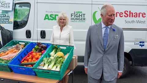 Schock-Moment vorm Supermarkt! - Foto: GettyImages