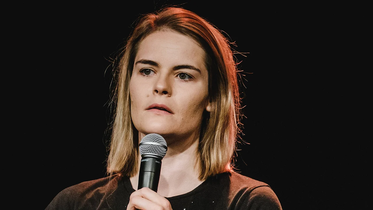 Hazel Brugger spricht offen über ihre Depressionen
