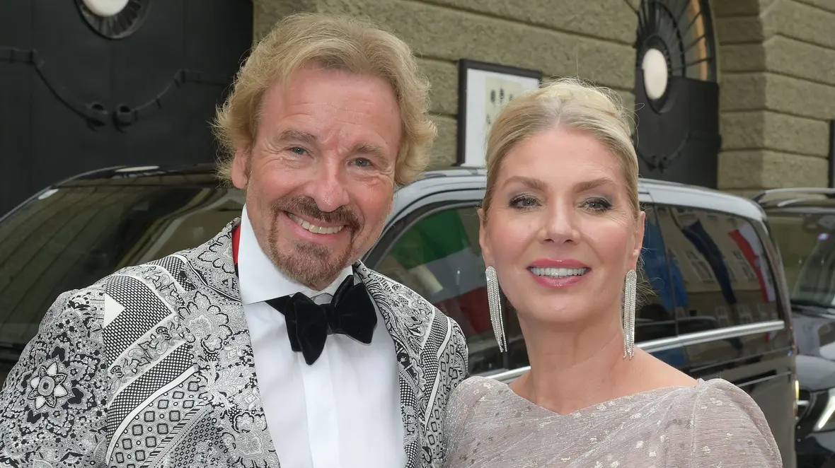 Thomas Gottschalk und Freundin Karina Mroß (2023) Thomas Gottschalk und Freundin Karina Mroß (2023)
