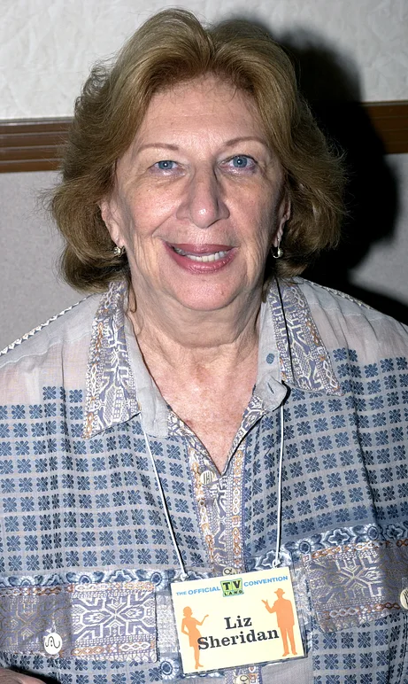 Liz Sheridan als Raquel Ochmonek