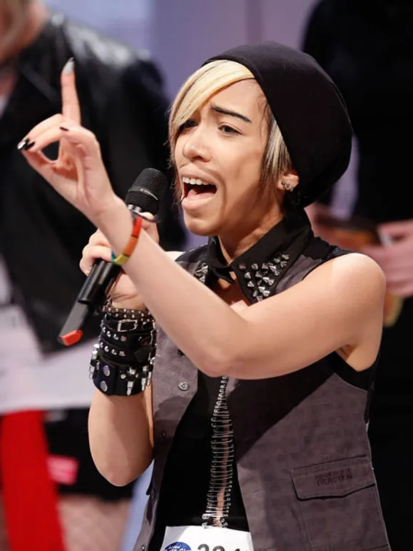 DSDS 2014 - Die ersten Fotos der neuen Kandidaten - Bild 14 DSDS 2014 - Die ersten Fotos der neuen Kandidaten - Bild 14