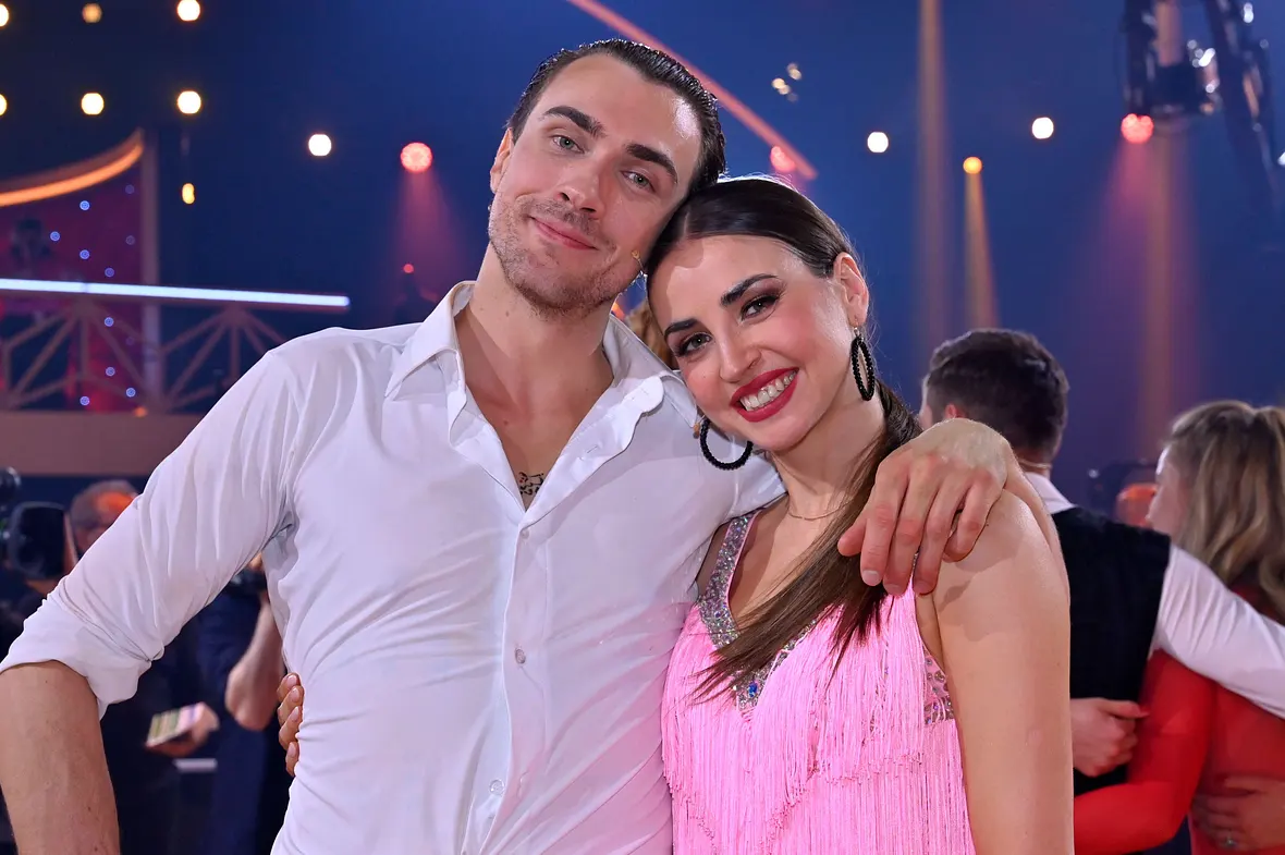 Tänzerin Ekaterina Leonova und Mentalist Timon Krause Tänzerin Ekaterina Leonova und Mentalist Timon Krause