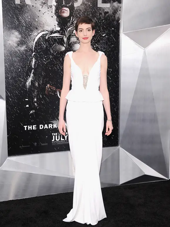 Black and White - Der Style von Anne Hathaway - Bild 3 Black and White - Der Style von Anne Hathaway - Bild 3