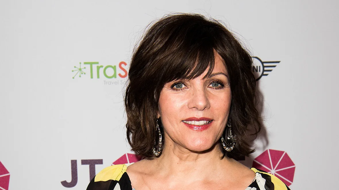 Birgit Schrowange mit braunem Long-Bob