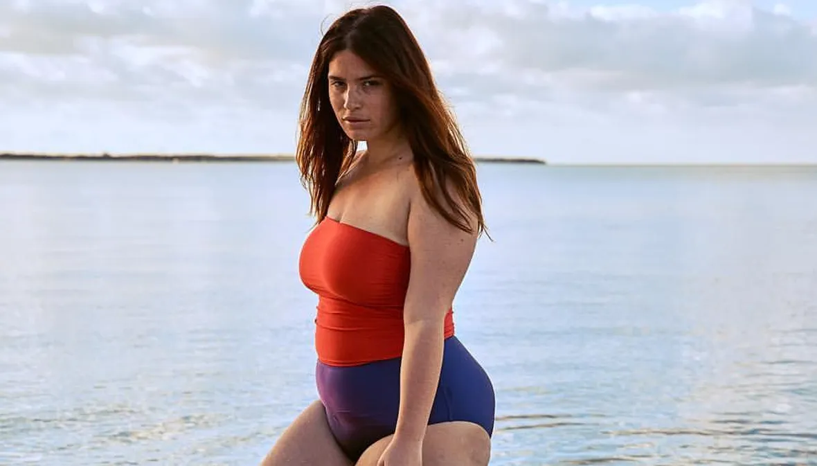 Curvy Model Clémentine Desseaux Curvy Model Clémentine Desseaux