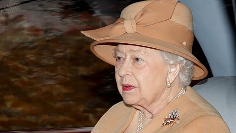 Queen Elizabeth tot? Twitter-Nachricht erschüttert die ganze Welt!