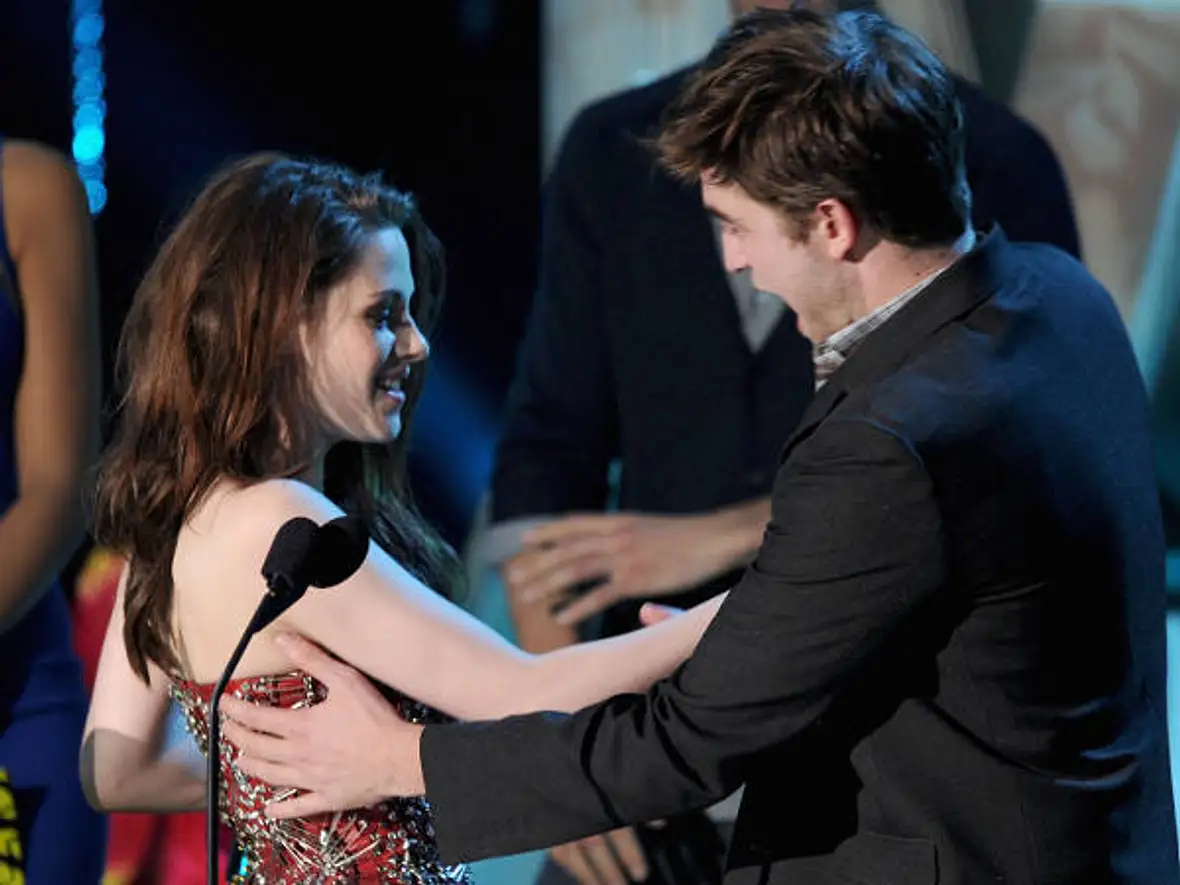 Robert Pattinson & Kristen Stewart: Ihre schönsten Momente - Bild 19 Robert Pattinson & Kristen Stewart: Ihre schönsten Momente - Bild 19