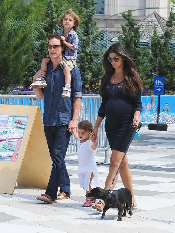 V.I.Pets: Die Stars lieben ihre Hunde