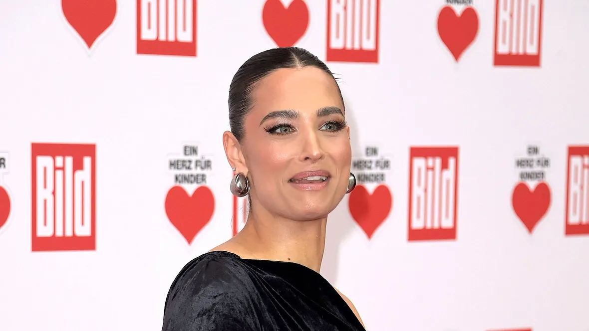 Amira Pocher