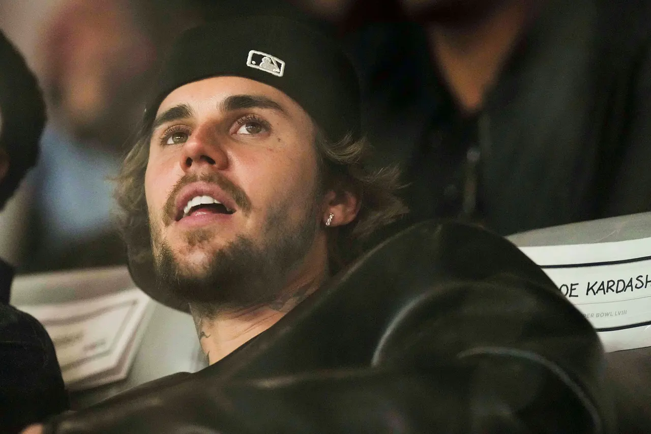 Justin Bieber spricht über P. Diddy Justin Bieber schaut in die Ferne. Hat Sean Combs ihm wirklich etwas angetan? - Foto: IMAGO / Imagn Images