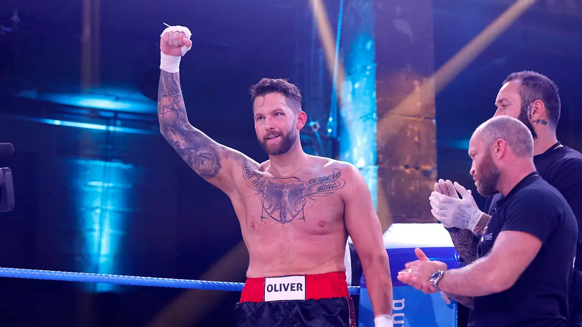 Oliver Sanne jubelt