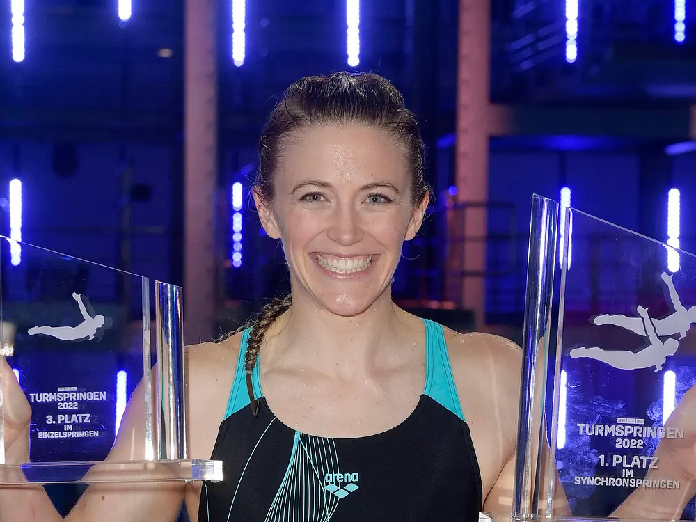 Stefanie Edelmann beim RTL Turmspringen.
