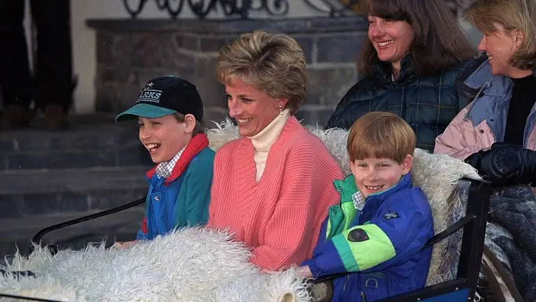 Lady Diana mit Harry und William