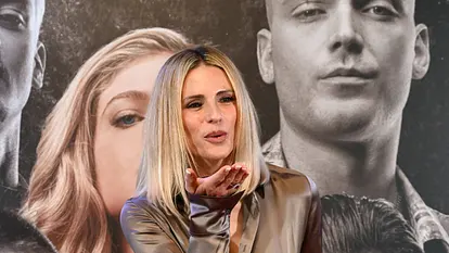 Michelle Hunziker wirft Handkuss
