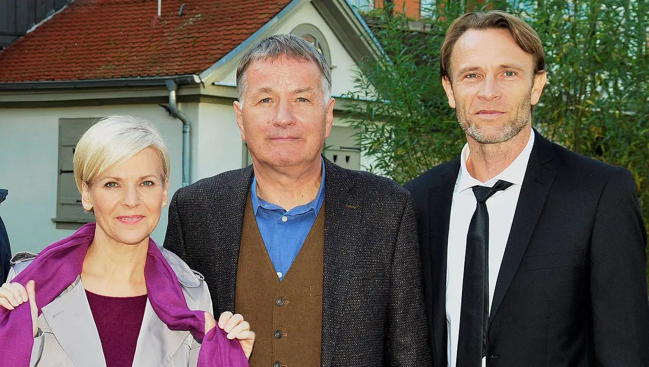 In aller Freundschaft- ARD-Ärzte-Trio Globisch, Heilmann & Stein In aller Freundschaft- ARD-Ärzte-Trio Globisch, Heilmann & Stein - Foto: IMAGO / Eibner
