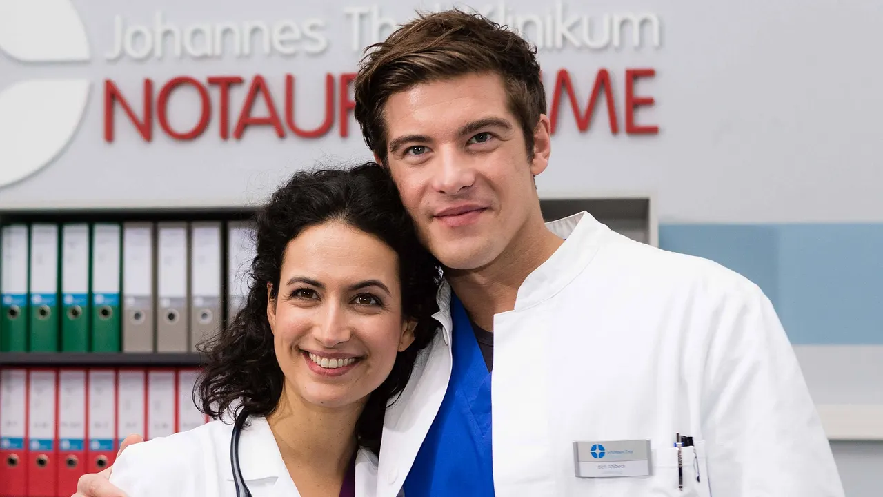 "In aller Freundschaft - Die jungen Ärzte" - Leyla und Ben In aller Freundschaft - Die jungen Ärzte - Leyla und Ben - Foto: IMAGO / Eibner