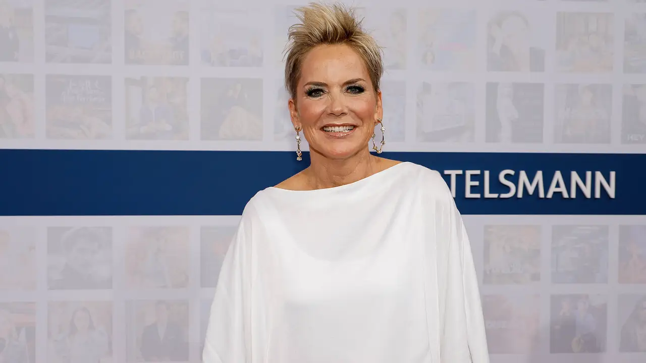 Inka Bause: langjährige Moderatorin von "Bauer sucht Frau" Inka Bause: langjährige Moderatorin von Bauer sucht Frau - Foto: IMAGO / Agentur Baganz