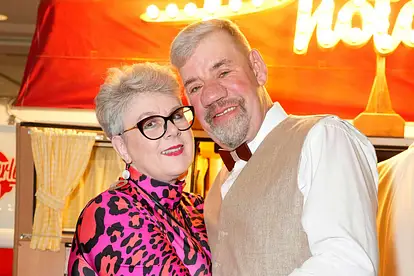 Uwe und Iris Abel, hier glücklich in die Kamera lächelnd, gelten als Traumpaar. Doch die Gerüchteküche brodelt heftig.