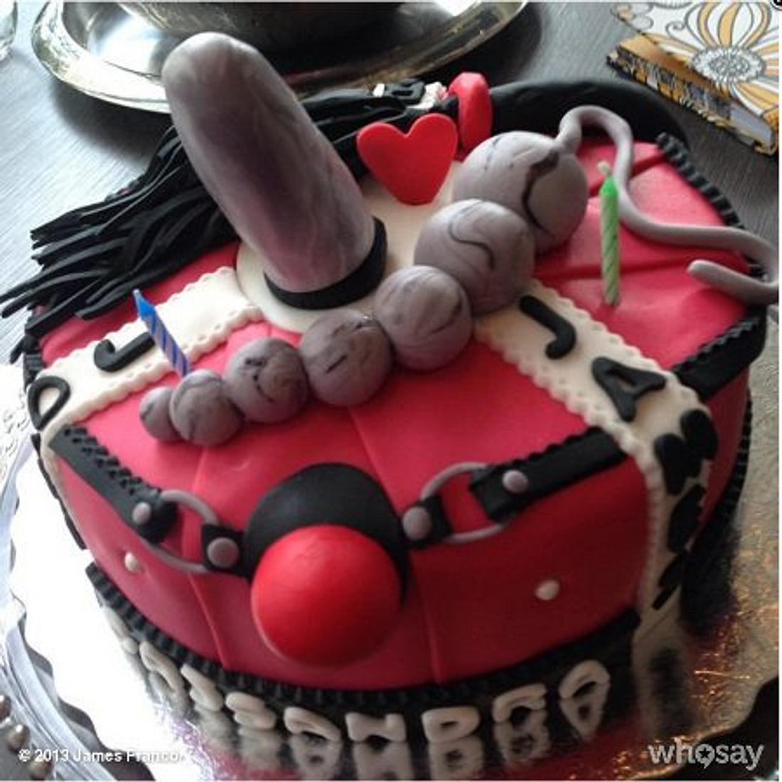James Franco: SM-Kuchen zum Geburtstag