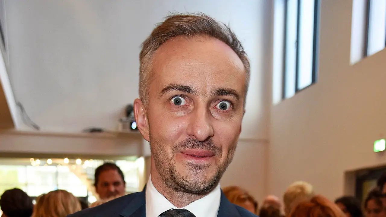 Jan Böhmermann Jan Böhmermann - Foto: IMAGO / Panama Pictures