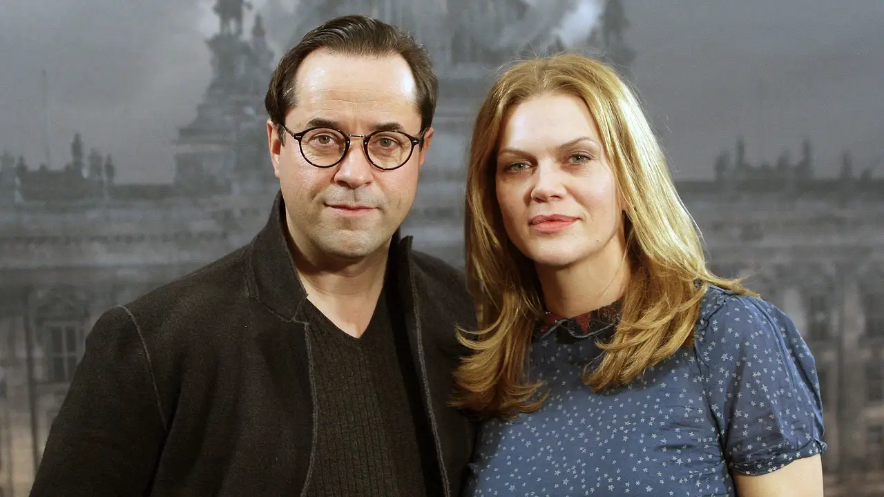 Jan Josef Liefers und Anna Loos Jan Josef Liefers und Anna Loos - Foto: Imago
