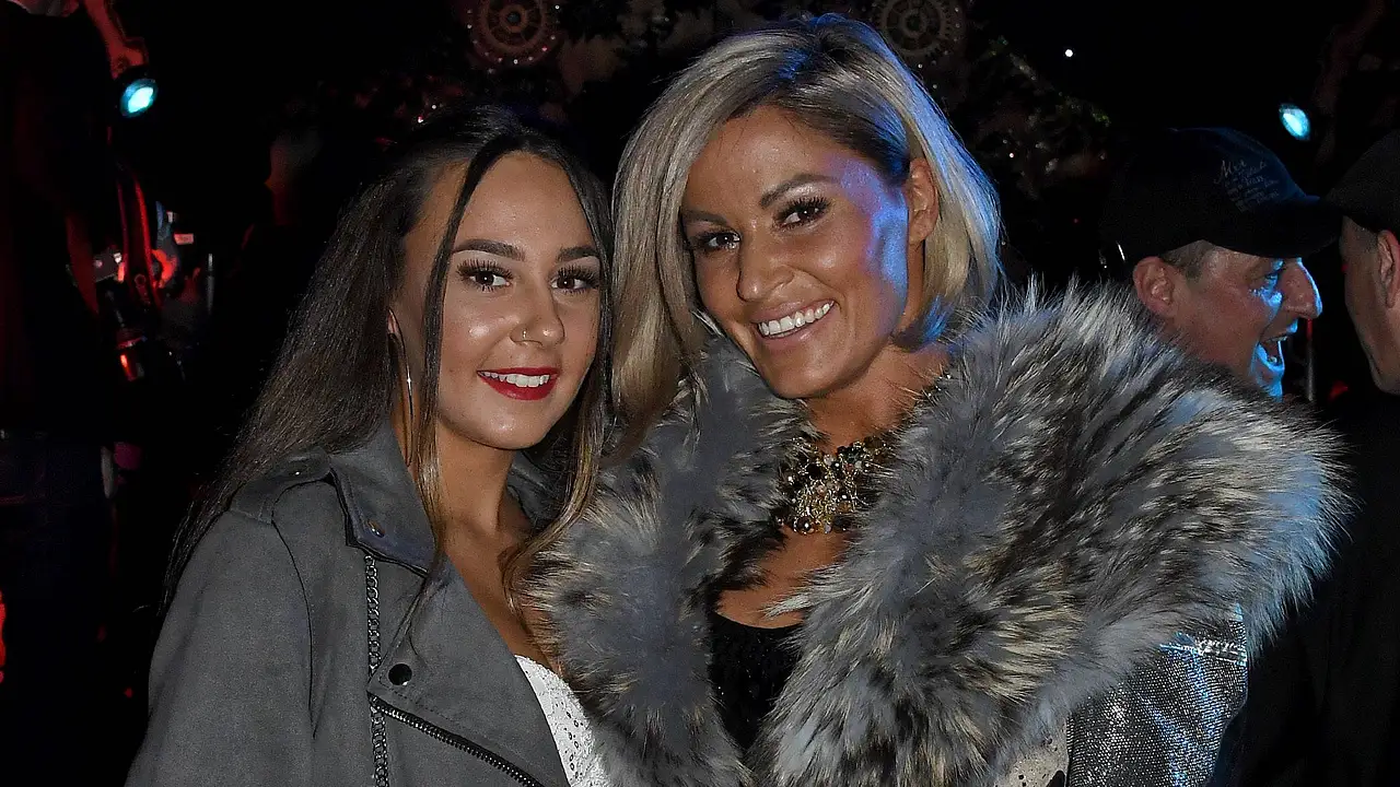 Jasmin und Alessia Herren Jasmin und Alessia Herren - Foto: imago