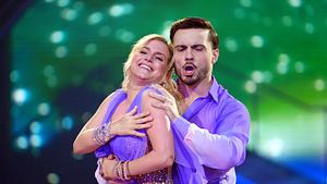 Lets Dance: Jeanette Biedermann & Sergiu Maruster - Foto: RTL / Stefan Gregorowius