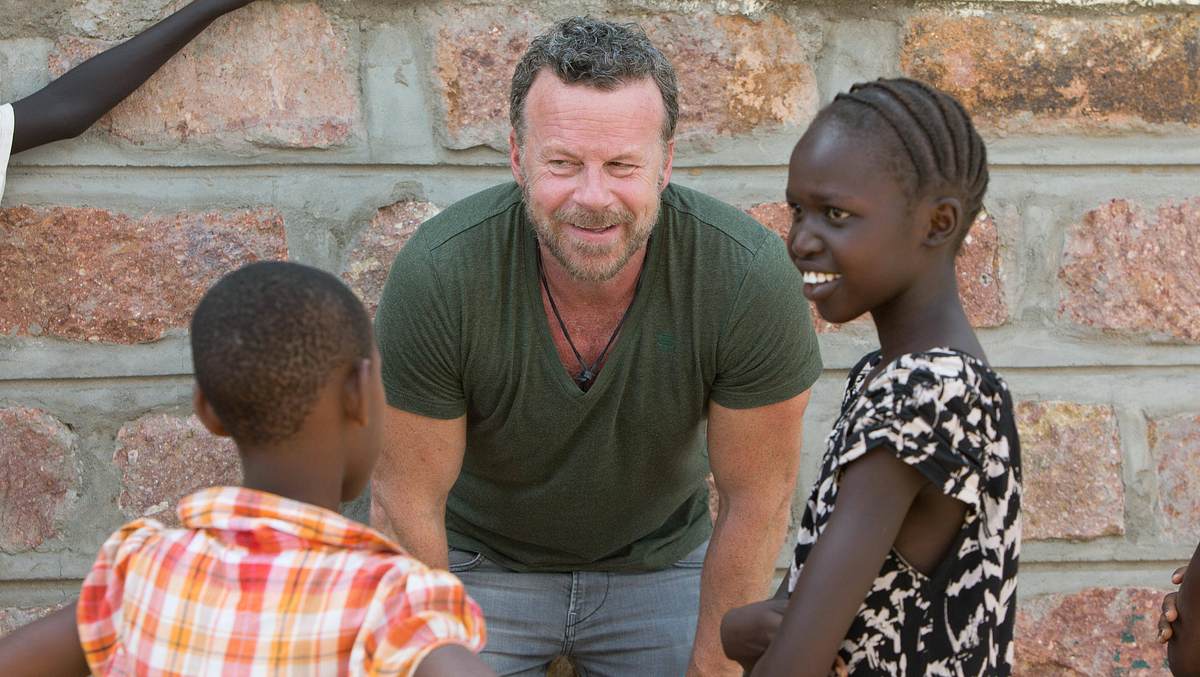 Jenke von Wilmsdorff vorher in Kenia