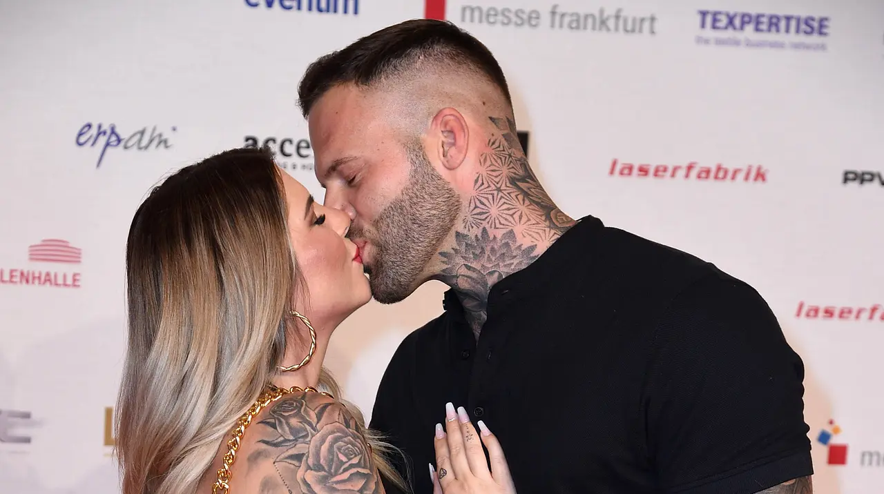 jenny frankhauser baby nummer 3 Jenny Frankhauser und Steffen wollen heiraten. Und die Familienplanung scheint auch noch nicht ganz abgeschlossen zu sein! - Foto: IMAGO / Gartner