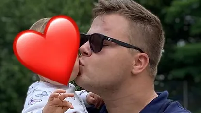 Jeremy Pascal Wollny mit seiner Tochter