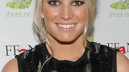 Jessica Simpson hat gut Lachen: Alle Typen fliegen auf sie.