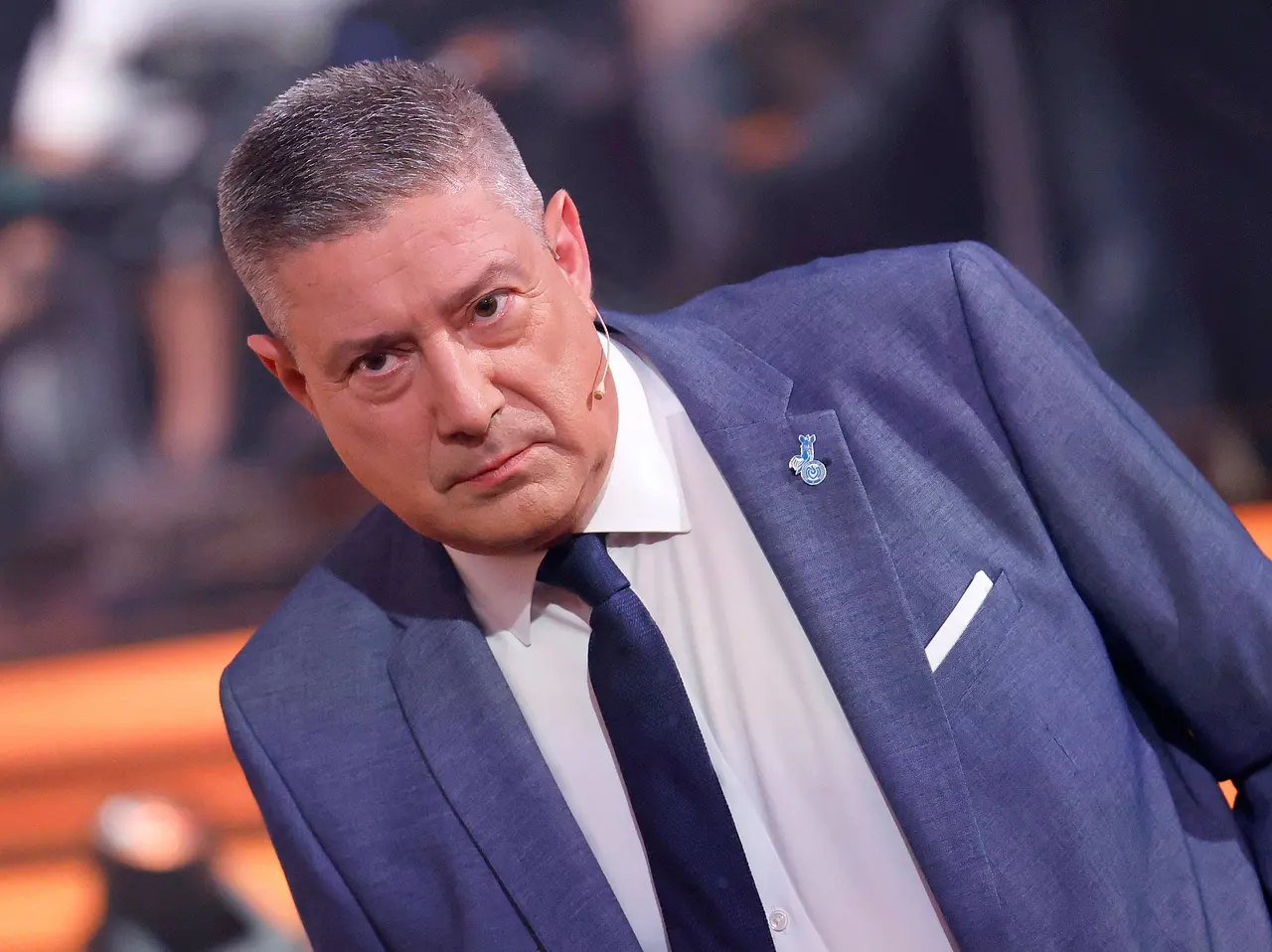 Joachim Llambi hat auch eine dunkle Seite Joachim Llambi ist für seine strengen Bewertungen bekannt. Doch auch privat soll er nicht immer so lieb sein, wie angenommen. - Foto: IMAGO / Panama Pictures / Christoph Hardt