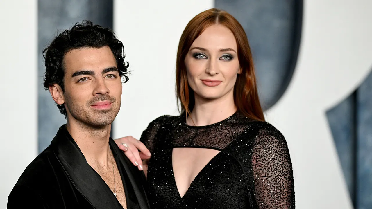 Joe Jonas - Foto: Lionel Hahn/Getty Images Joe Jonas - Foto: Lionel Hahn/Getty Images