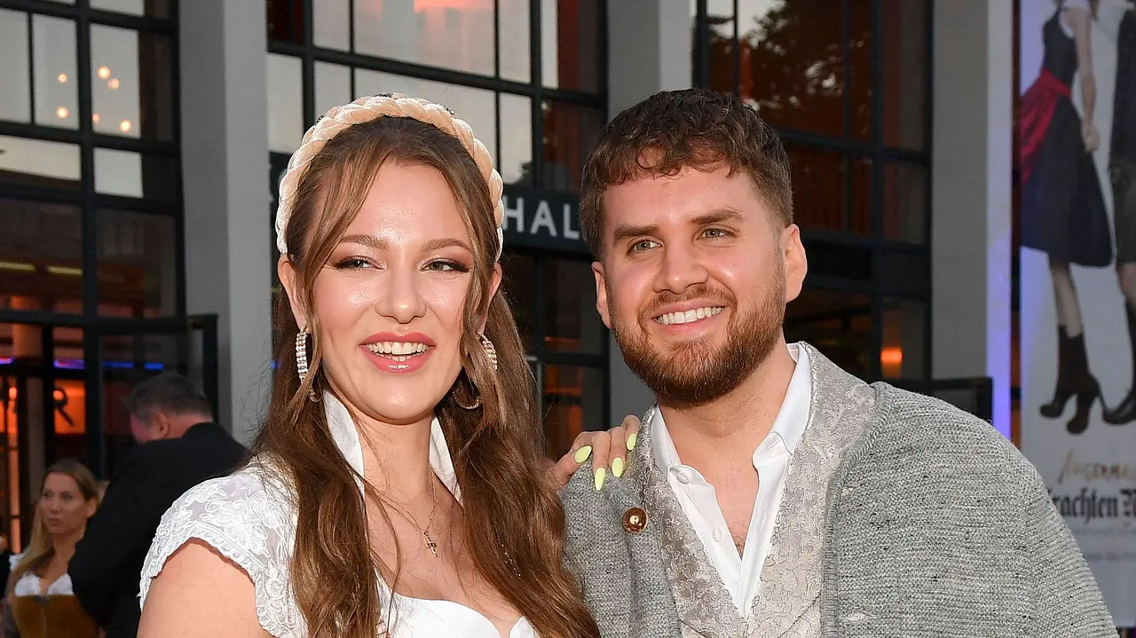 Joelina Drews & Freund Adrian: "Ich möchte diesen Mann heiraten" Joelina Drews & Freund Adrian: Ich möchte diesen Mann heiraten - Foto: IMAGO / Future Image
