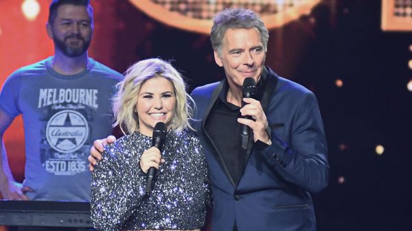 Beatrice Egli und Jörg Pilawa - Foto: IMAGO/ Eibner