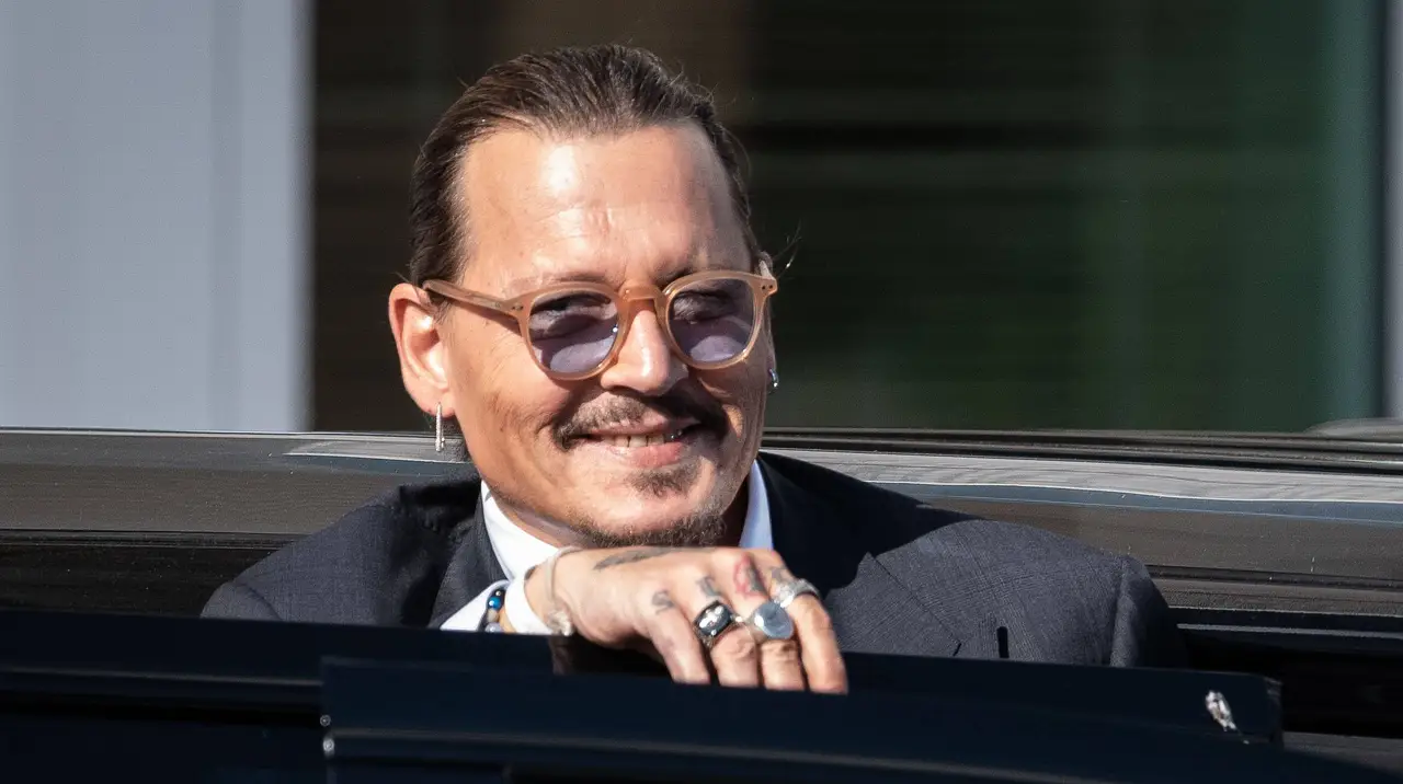 Johnny Depp Johnny Depp - Foto: Cliff Owenx/CNP/MediaPunch/IMAGO