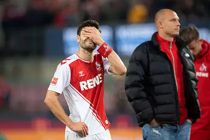 Ex-Fußballer Jonas Hector sichtlich enttäuscht bei einem Spiel des 1. FC Köln