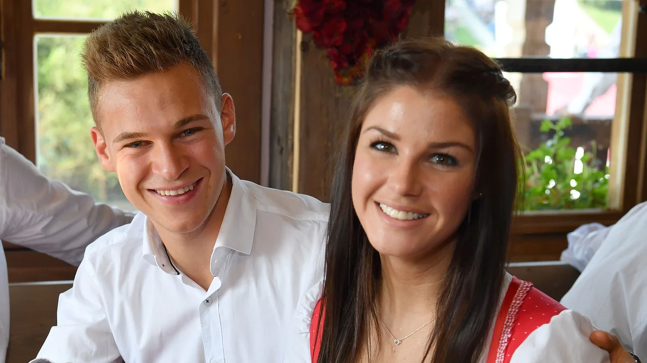 Joshua Kimmich und Freundin Lina Meyer Joshua Kimmich und Freundin Lina Meyer - Foto: Getty Images