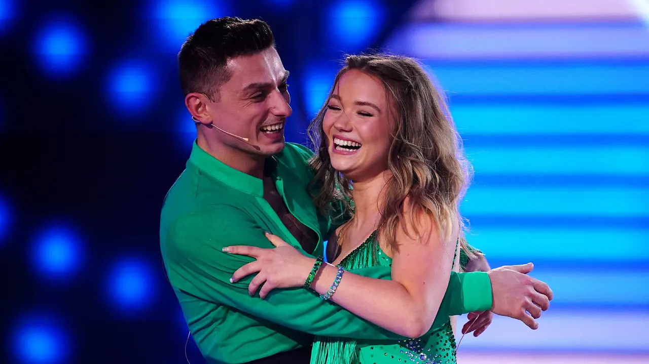 Julia Beautx und Zsolt Sándor Cseke Julia Beautx und Zsolt Sándor Cseke - Foto: RTL