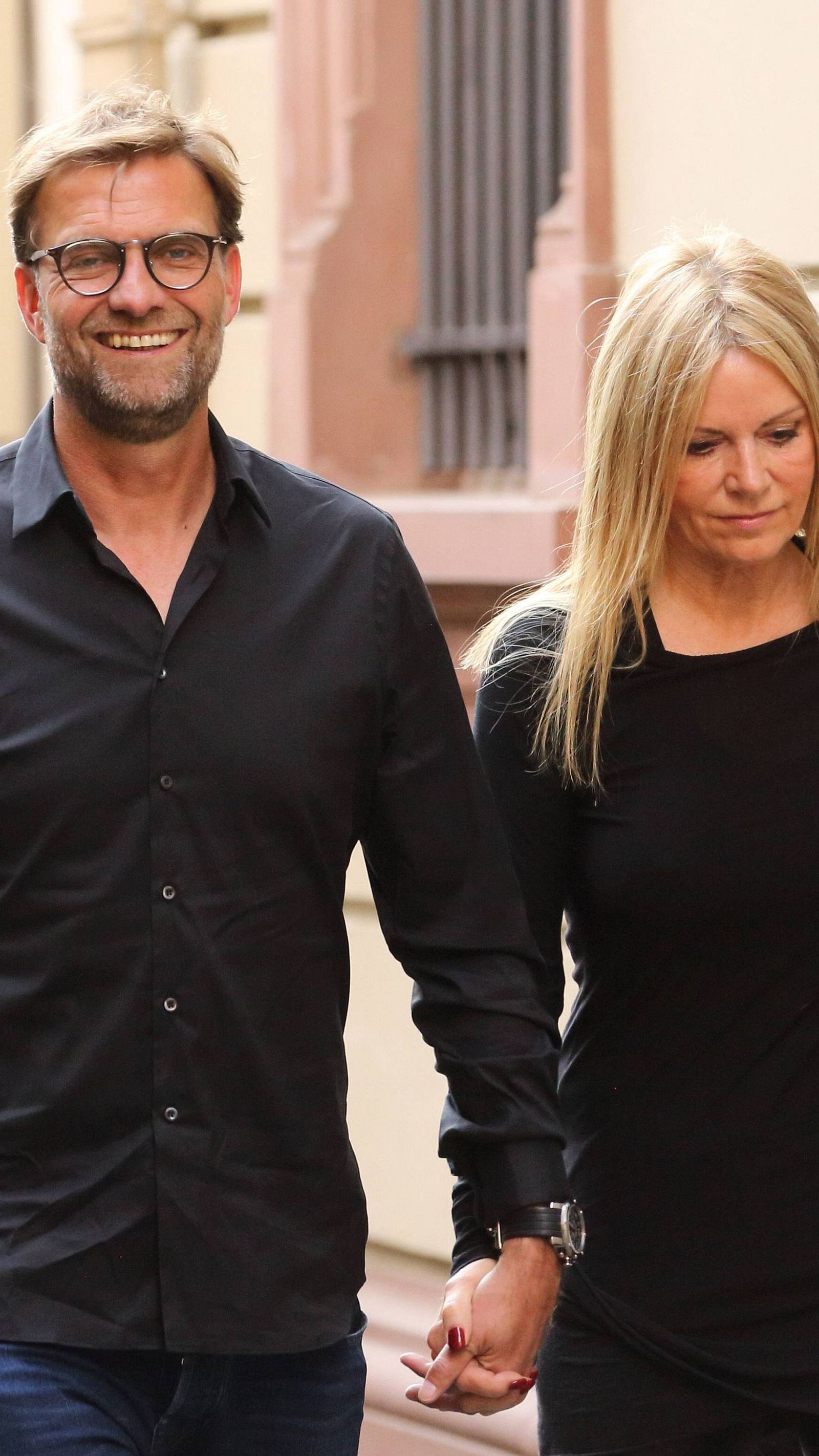 Jürgen Klopp & Ehefrau Ulla: Liverpool adé! Neues Leben auf Mallorca |  InTouch