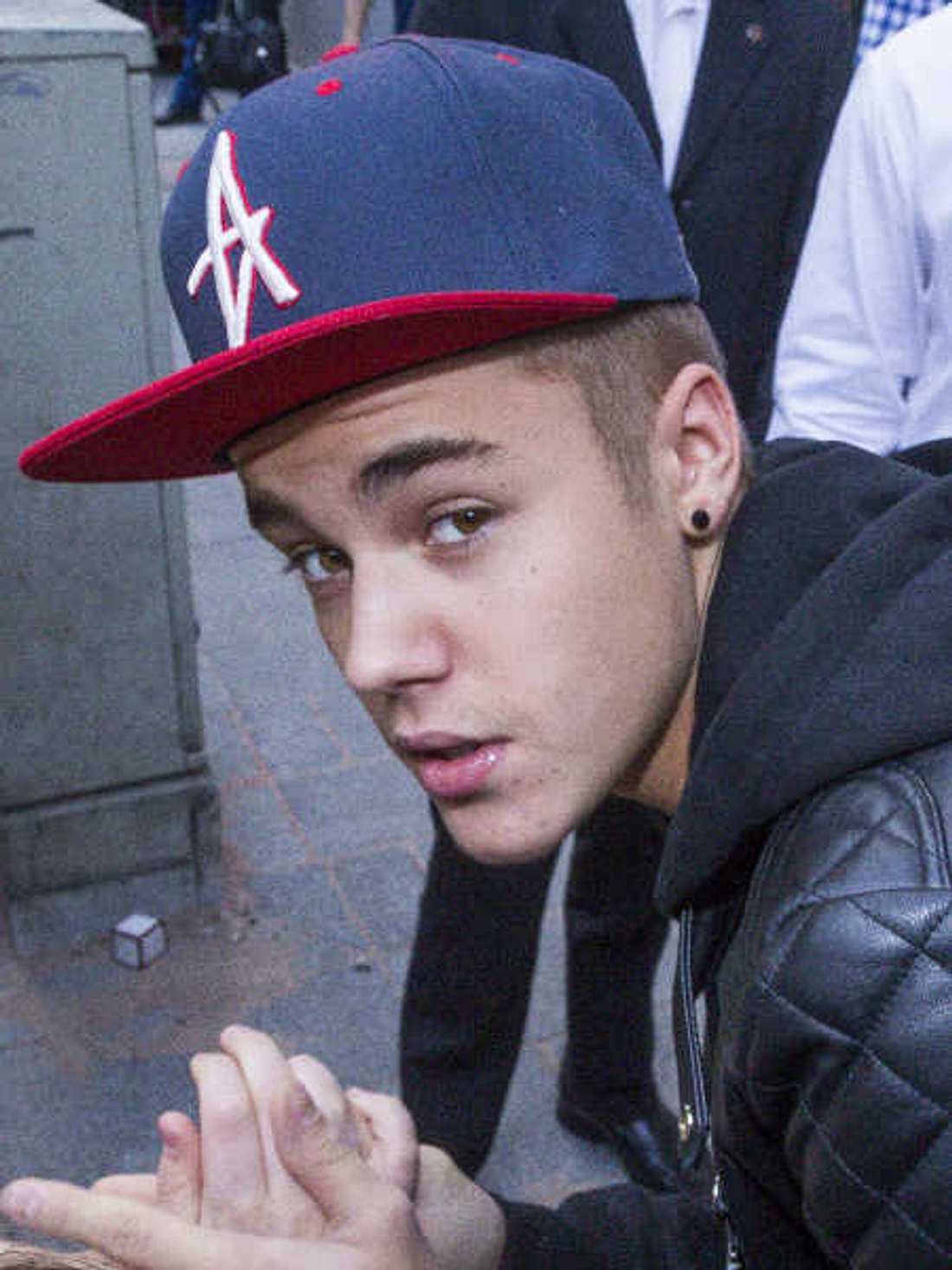 Justin Bieber soll die Finger von den Drogen lassen.
