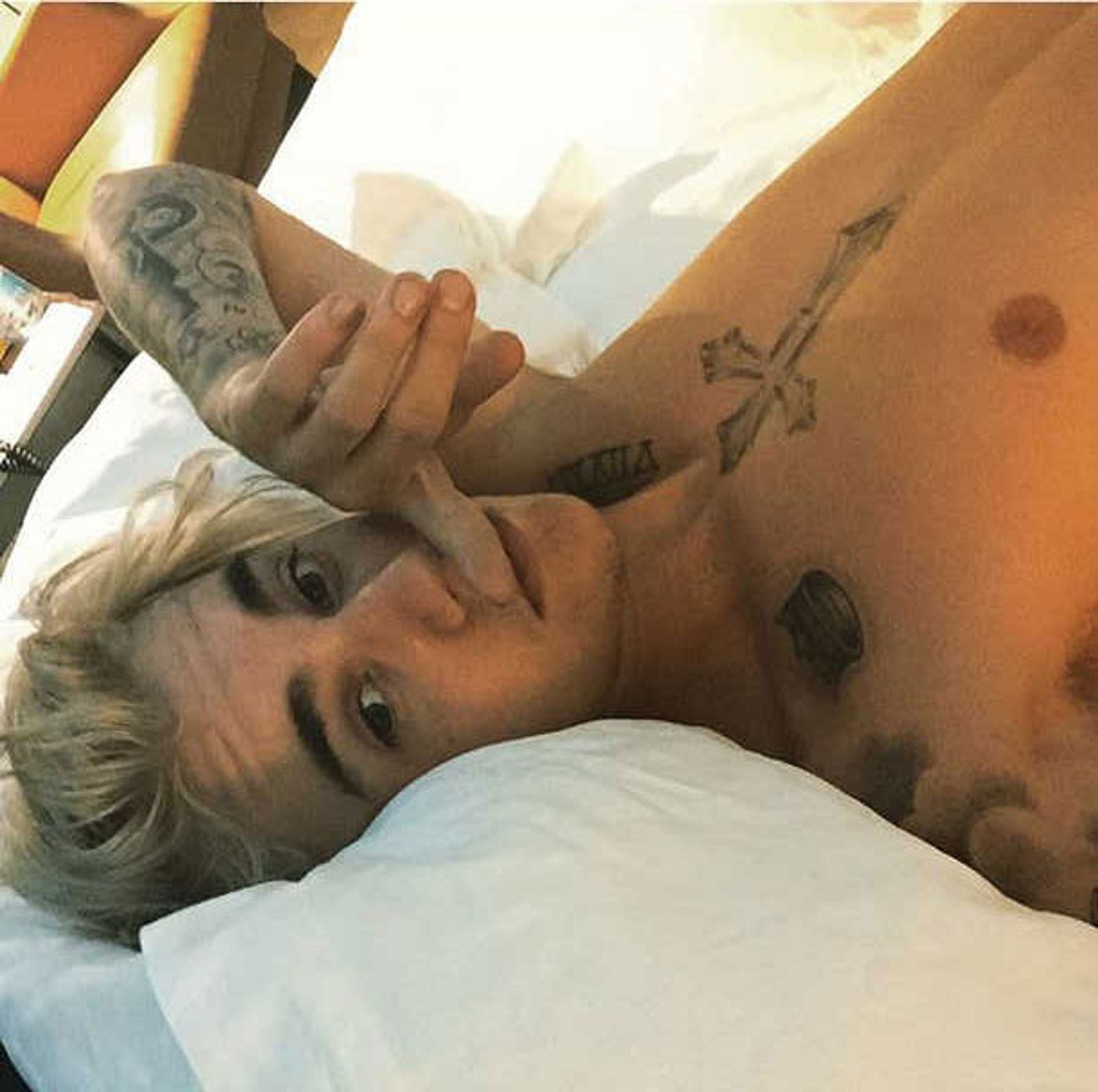 Bieber penis justin nackt Shcoolxxxxxx