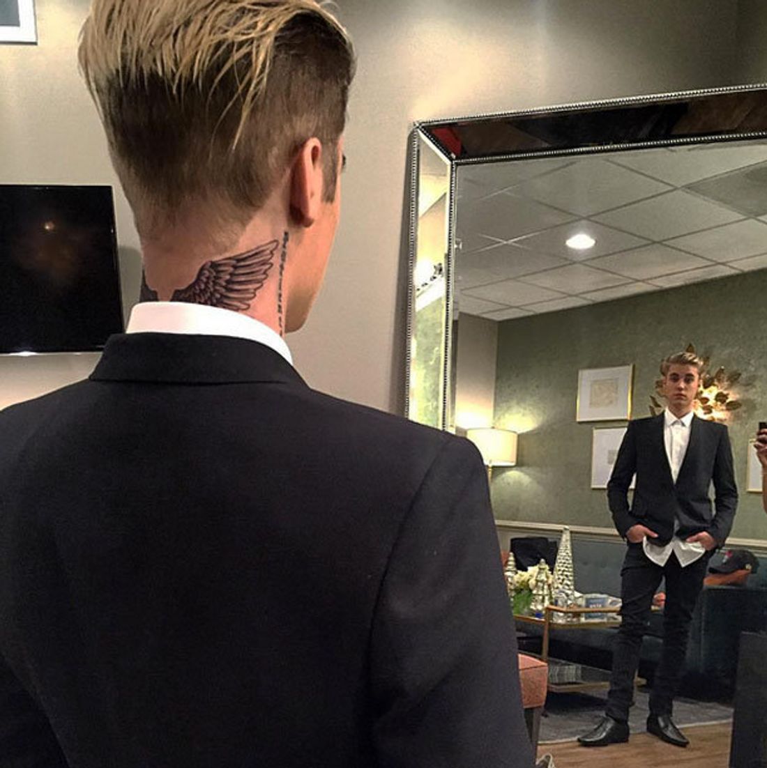 Justin Bieber präsentiert sein neues Tattoo