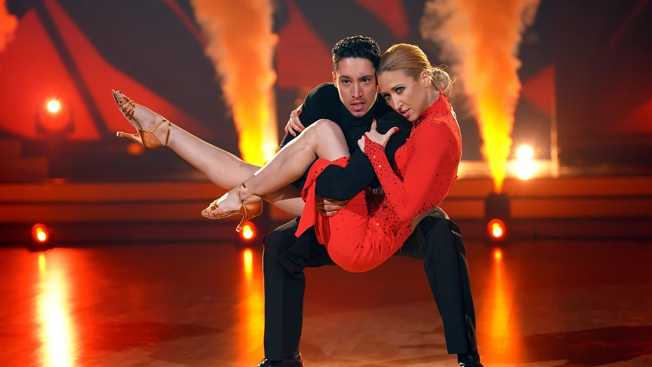"Let's Dance"-René Casselly & Kathrin Menzinger Lets Dance-René Casselly & Kathrin Menzinger - Foto: RTL / Stefan Gregorowius