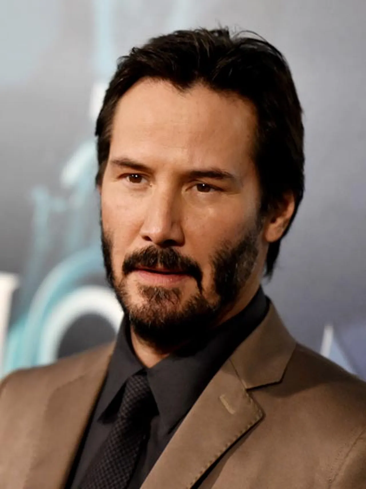 Keanu Reeves hat eine neue Freundin. Keanu Reeves hat eine neue Freundin. - Foto: getty