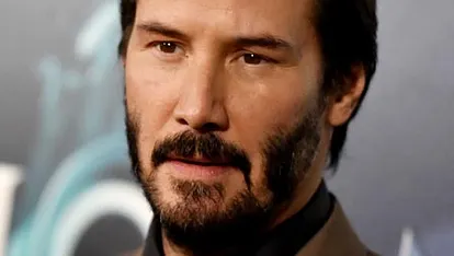 Keanu Reeves hat eine neue Freundin.