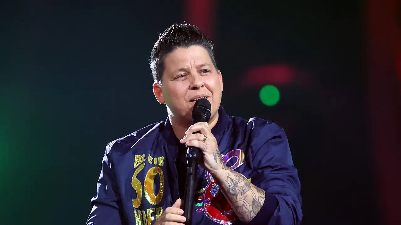 Im Campingurlaub: Kerstin Ott Im Campingurlaub: Kerstin Ott - Foto: IMAGO / STAR-MEDIA