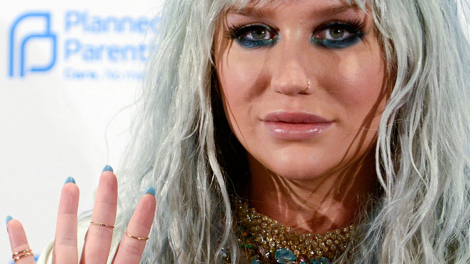 Kesha lässt die Klage gegen Dr. Luke fallen - Foto: GettyImages/Leigh Vogel 