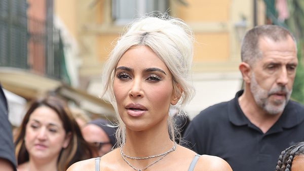 Kim Kardashian trägt Gym Lips - Foto: NINO/GC Images (Getty Images)