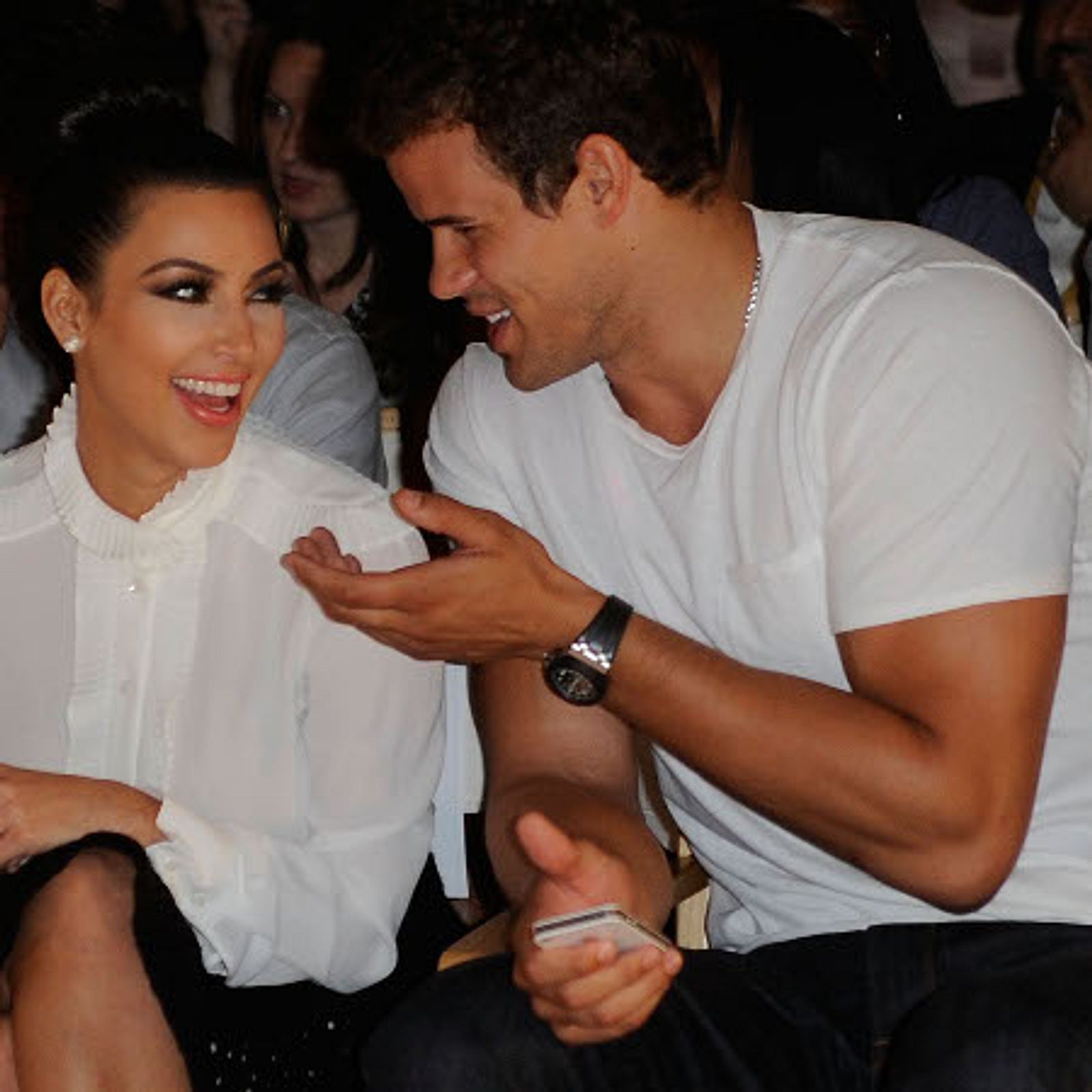 Kim Kardashian: Schwestern hassen ihren Mann! | InTouch